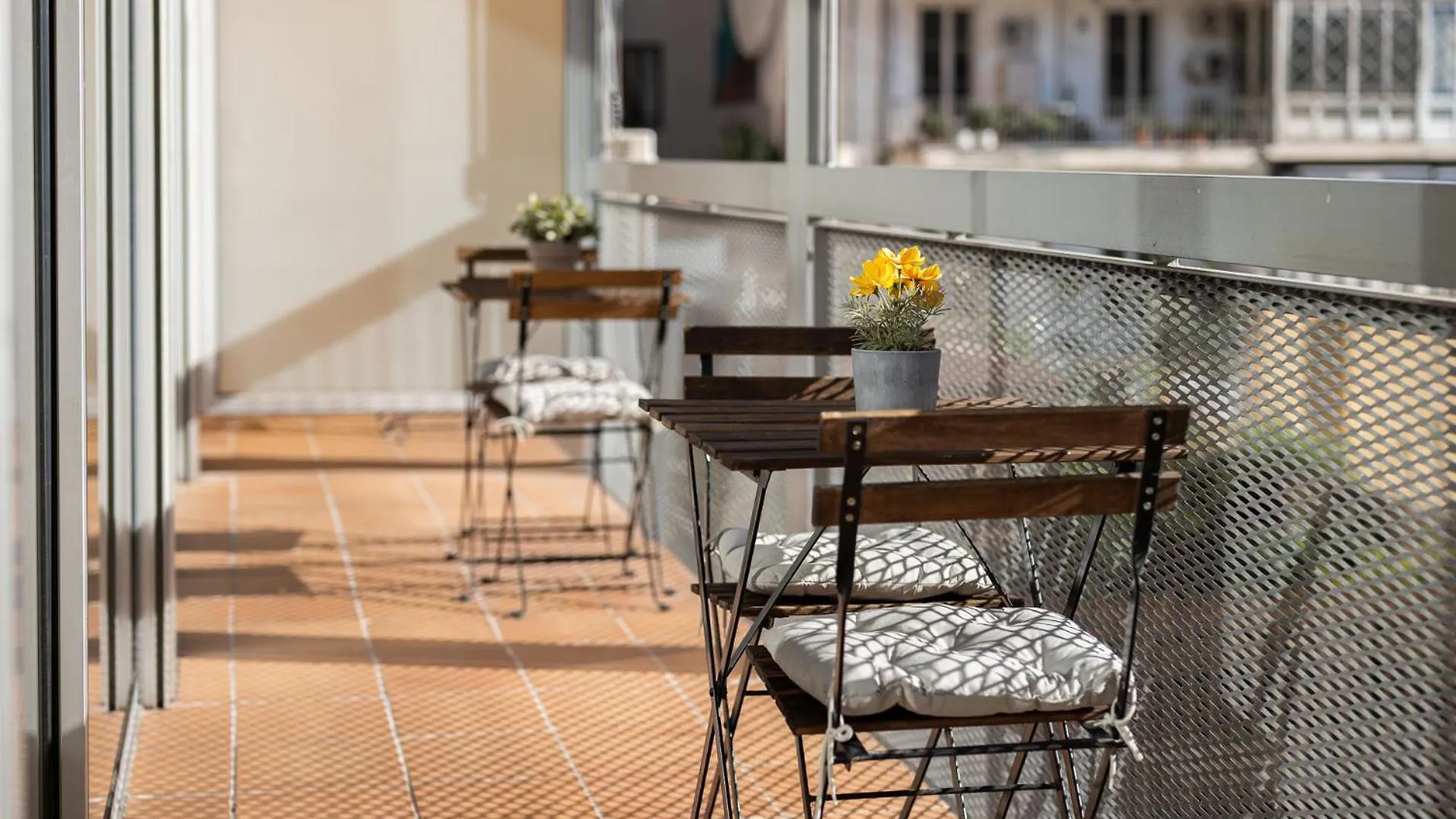 Stay U-Nique Apartments Pau Claris Barcellona Spagna