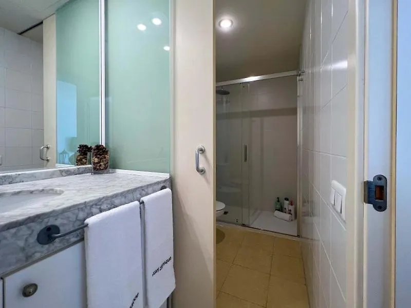 Stay U-Nique Apartments Pau Claris 바르셀로나 0*,  스페인